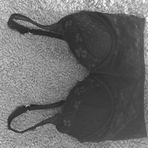 32C VS Long-line lingerie